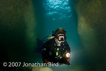 Diver Cave [--]